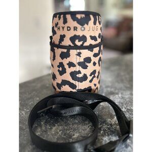 HydroJug  Leopard  Sleeve Half gallon Sleeve